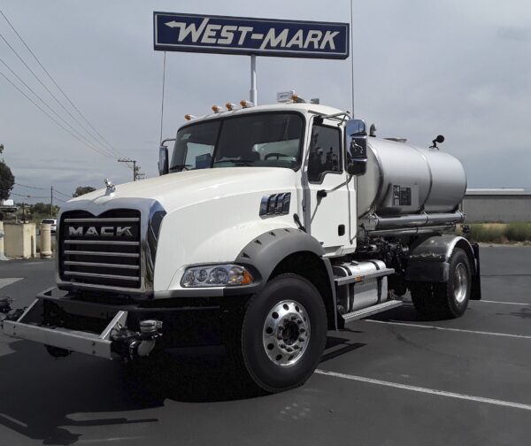 2,000 Gallon Potable Water Truck (WATER2ATTS) - Image 8