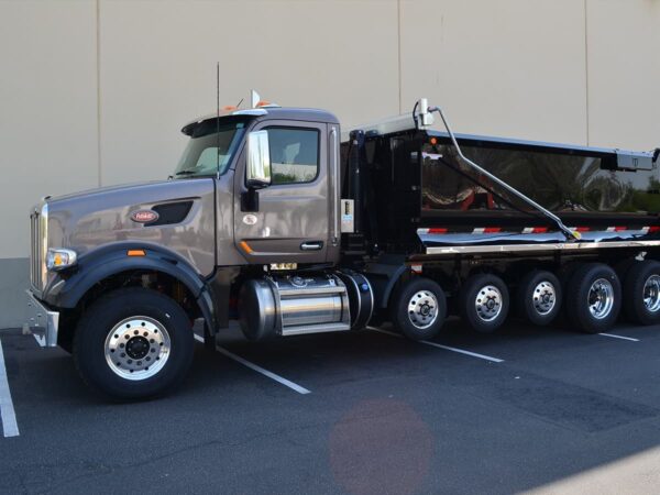 12 to 20 Yard Semi-Elliptical Dump Truck (DUMPTRUCK3) - Image 7