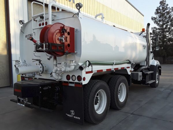 4,000 Gallon Non-Potable Water Truck (WATER3ATTC) - Image 7