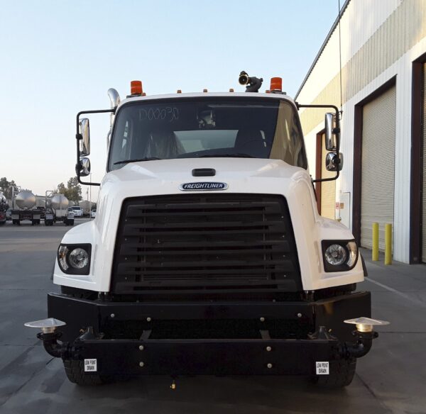 4,000 Gallon Non-Potable Water Truck (WATER3ATTC) - Image 4