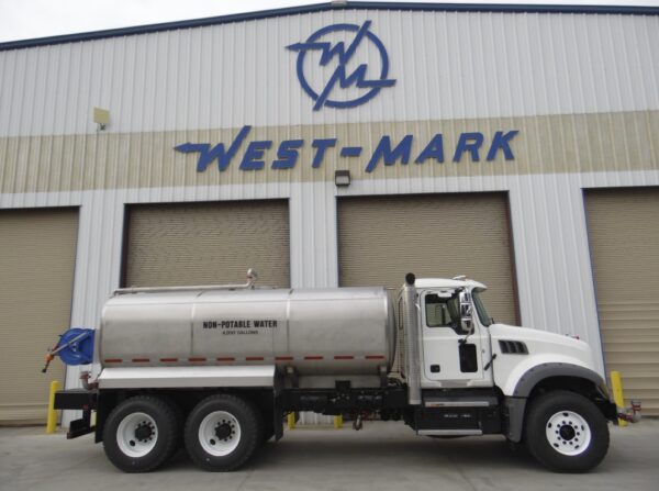4,000 Gallon Potable Water Truck (WATER3ATTS) - Image 5