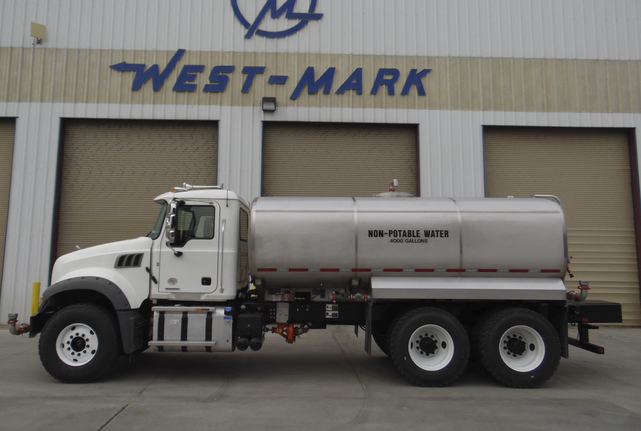 4,000 Gallon Potable Water Truck (WATER3ATTS) - West-Mark
