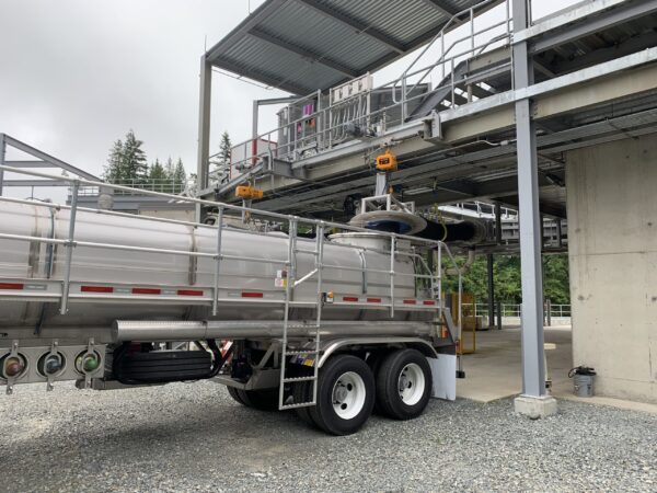 Tandem Axle Fish Tank Trailer (FISHTLR-TA) - Image 4