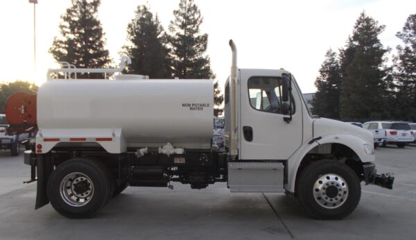 2,000 Gallon Non-Potable Water Truck (WATER2ATTC) - Image 5
