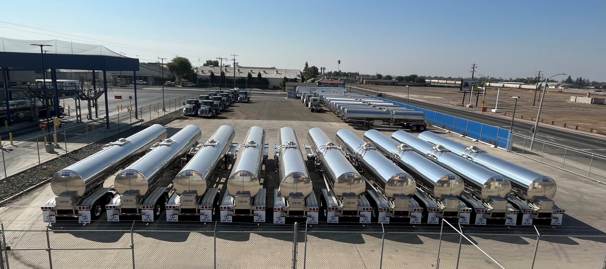 10 Shiny New 6700 Gallon Milk Tank Trailers Delivered to Fresh Fleet