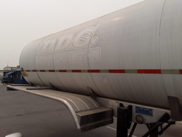 U1020 RENTAL 2008 West-Mark 6700 GALLONS STAINLESS STEEL SANITARY - Image 7